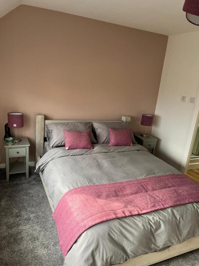 Willa Marie'S Hoose Stornoway  Zewnętrze zdjęcie
